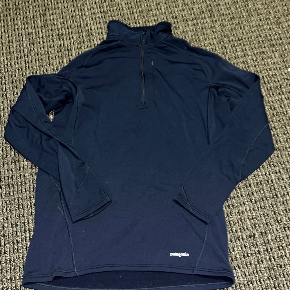Men’s Patagonia, quarter zip, very soft, large, good condition